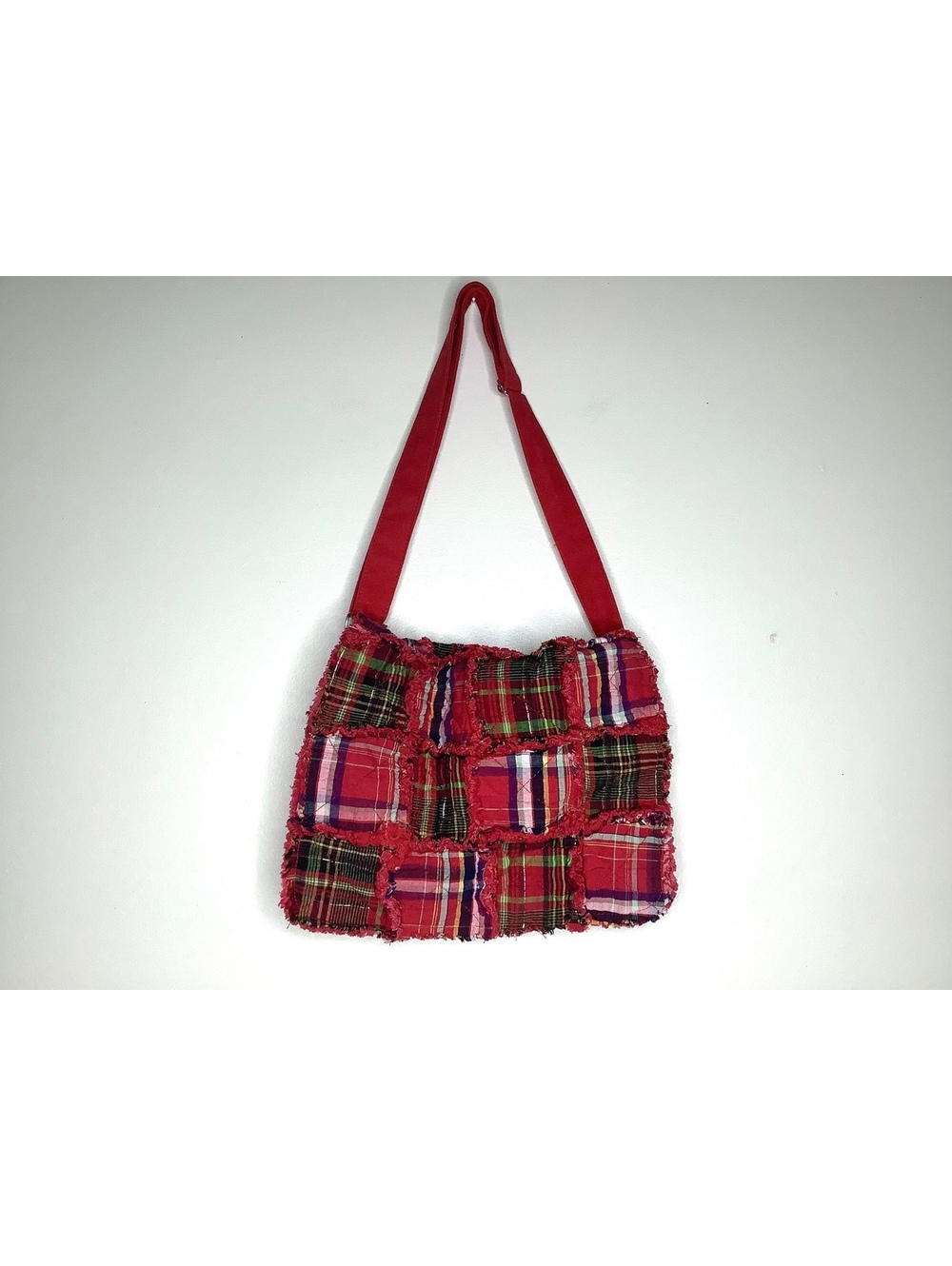 < Y2K Red Patchwork Crossbody Messenger Laptop/School Or Work Bag > - Picture 2 of 7